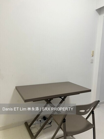# 1 Loft (D14), Apartment #538811081